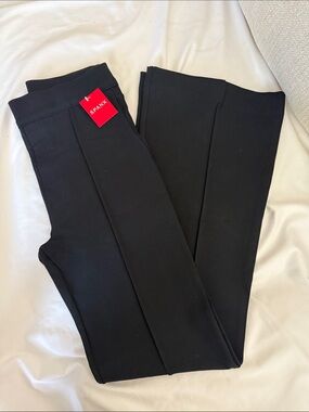 SPANX women’s Black high-rise flare, classic Pants
